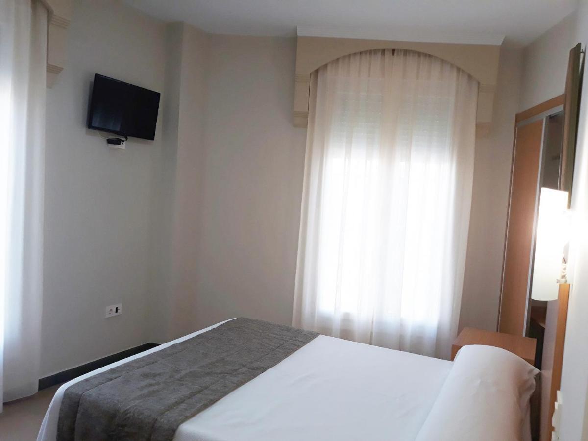 Hostal Montemayor Moguer Dış mekan fotoğraf